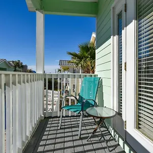 https://beach-bungalow-by-book-that-condo.panamacity-beachhotels.com
